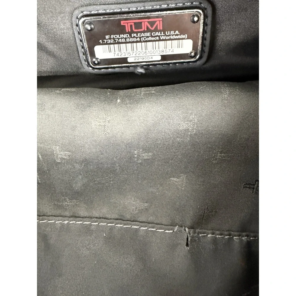 Tumi Alpha Black Ballistic Nylon Toiletry Travel Kit Bag 22190D4